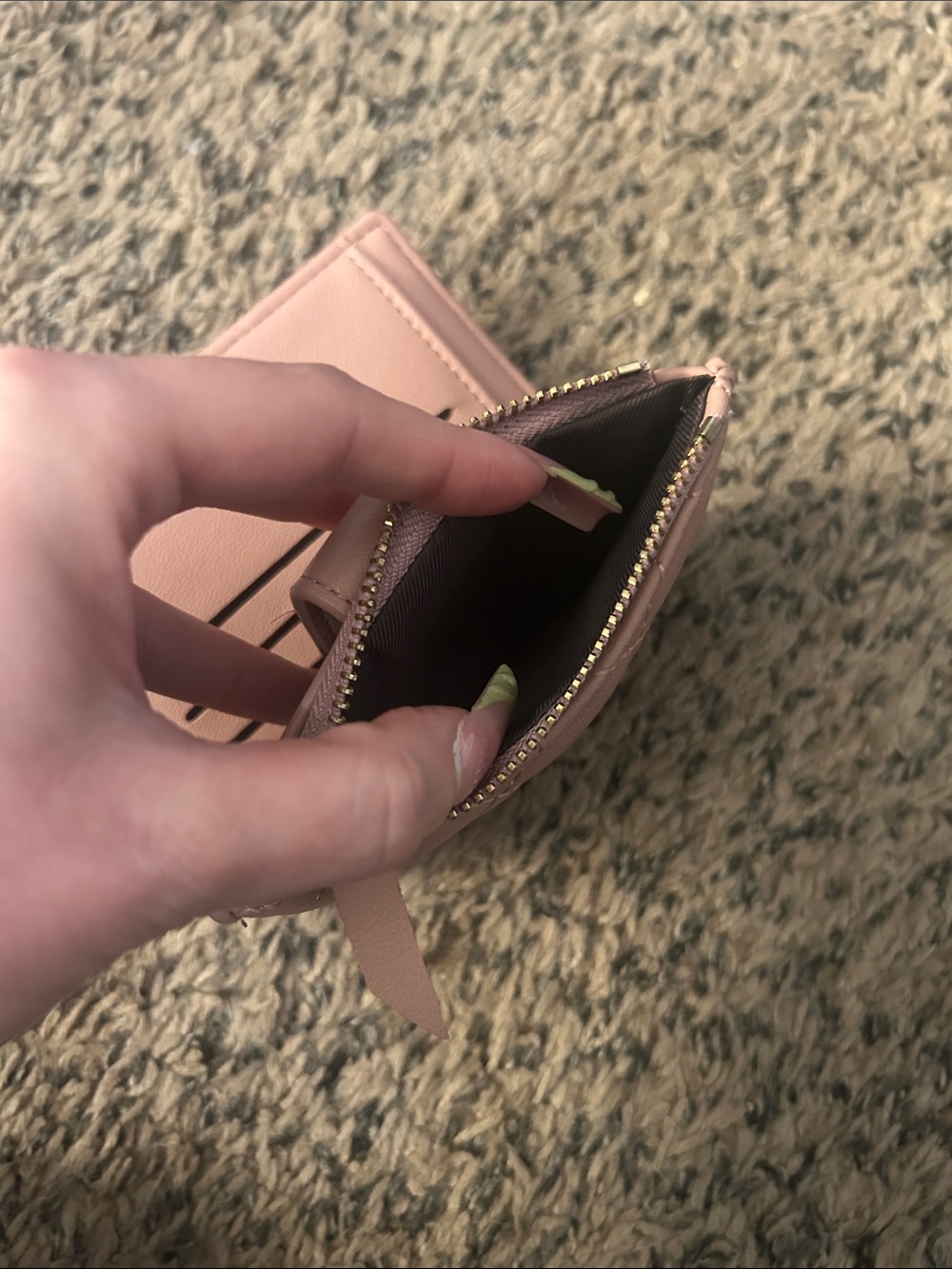 Compact Quilted Wallet - Picture 6 of 6